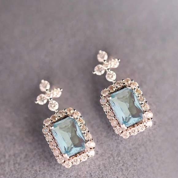 Mother’s Day FLASH SALE .925 sterling silver plated SilverBlue Gemstone Earrings - Picture 1 of 4